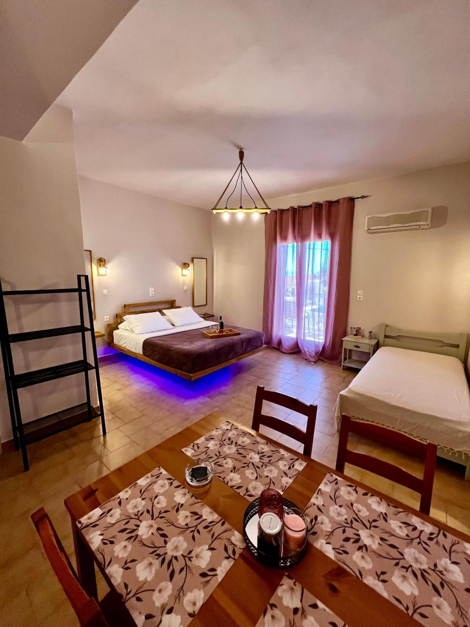 Ocean Front Studios 77 Lourdata  Phòng bức ảnh