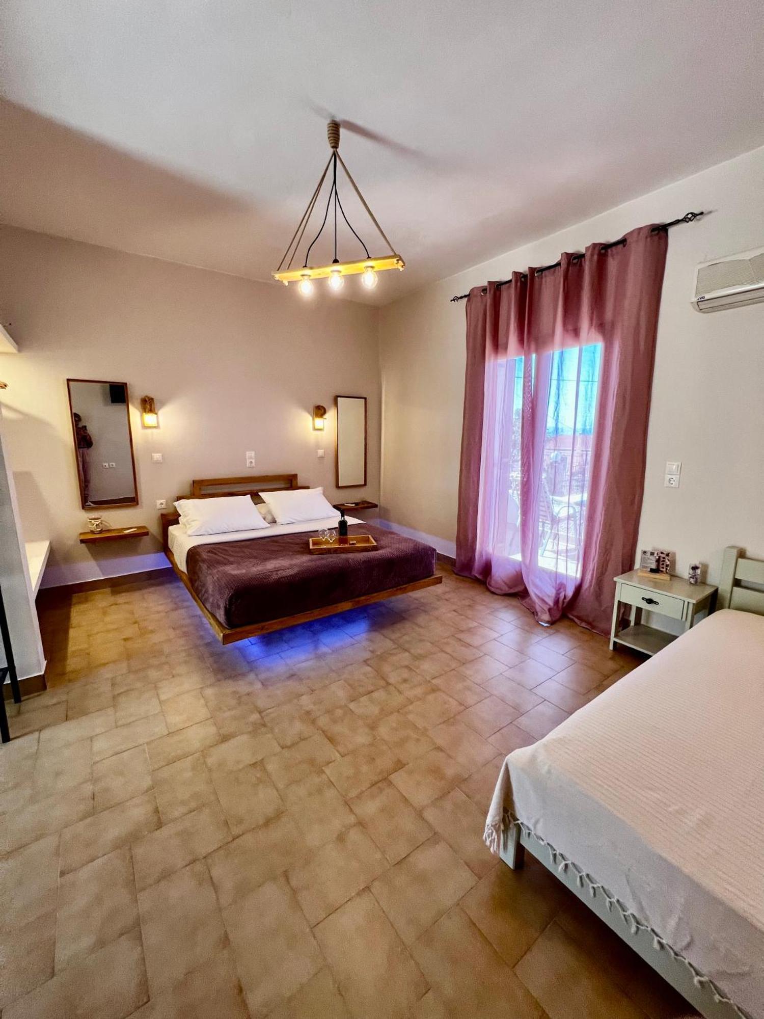 Ocean Front Studios 77 Lourdata  Phòng bức ảnh